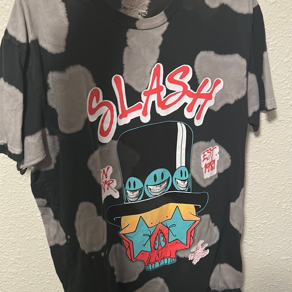SLASH- skater men graphic tee